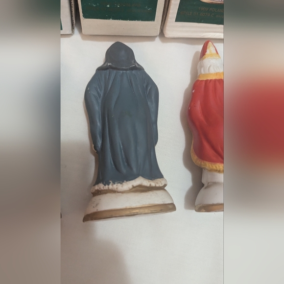 Heilig Meyer Christmas Santas from Around the World Collectable Edition Set of 5 - Picture 11 of 13